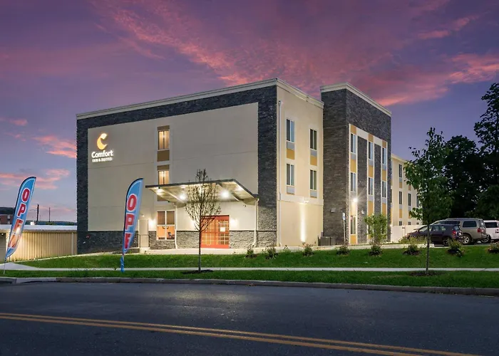 Comfort Inn & Suites Harrisburg - Hershey West
